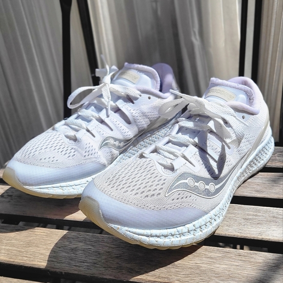 Saucony Freedom ISO - Picture 1 of 8